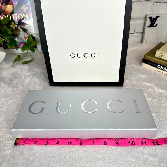 GUCCI Box, Shopping Bag and Note Card GIFT SET - Picture 4 of 8